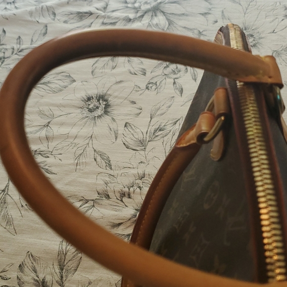 🎈🎈vintage lockit Louis Vuitton bag🎈 - Picture 3 of 8